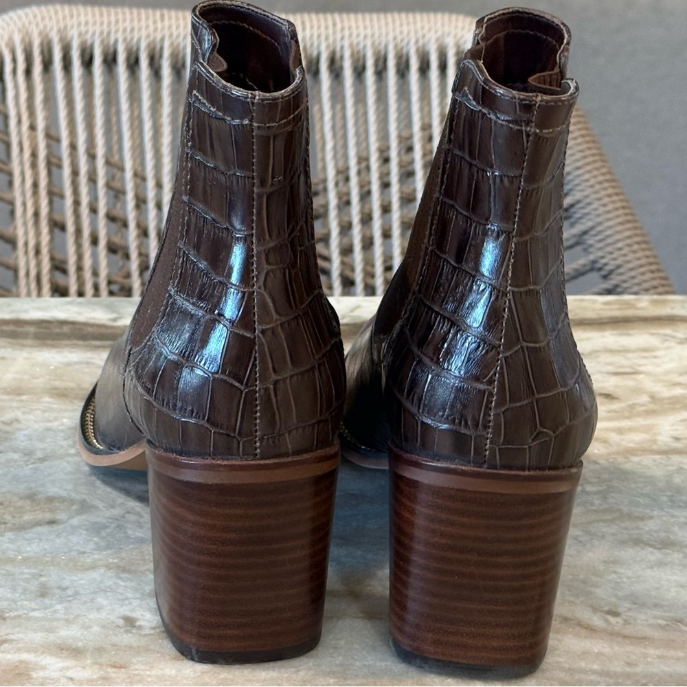 NEW Women’s VINCE CAMUTO Jentilliy brown croc leather ankle booties-Size 9 - Picture 5 of 8